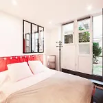 In | Raffine Et Calme Place St-jean Apartamento